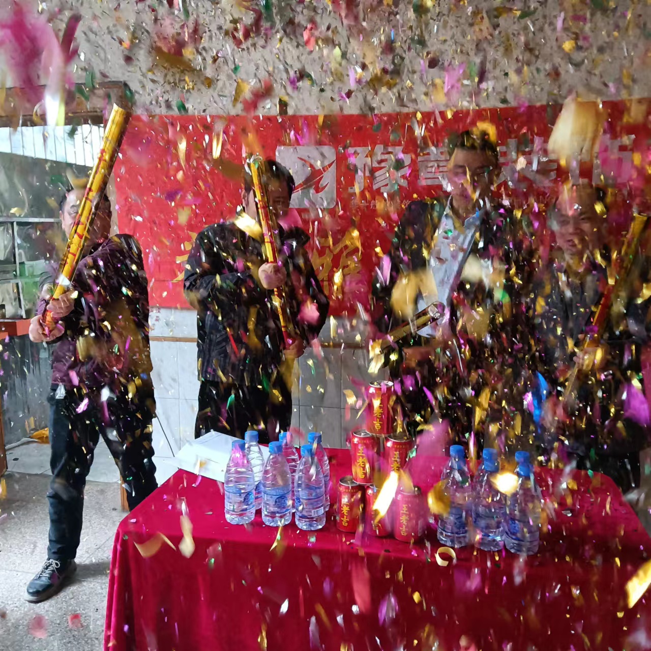 恭祝城南私房張總愛(ài)家開(kāi)工大吉??！